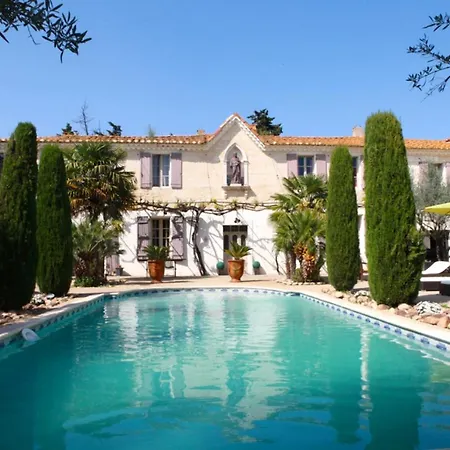 Vila Spacieuse Et Charmante A Saint-gilles Avec Piscine Privee *