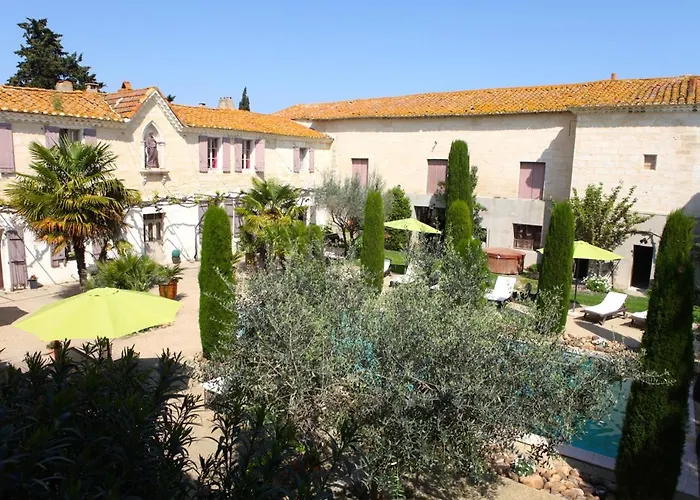 Spacieuse Et Charmante A Saint-gilles Avec Piscine Privee * Saint-Gilles (Gard)